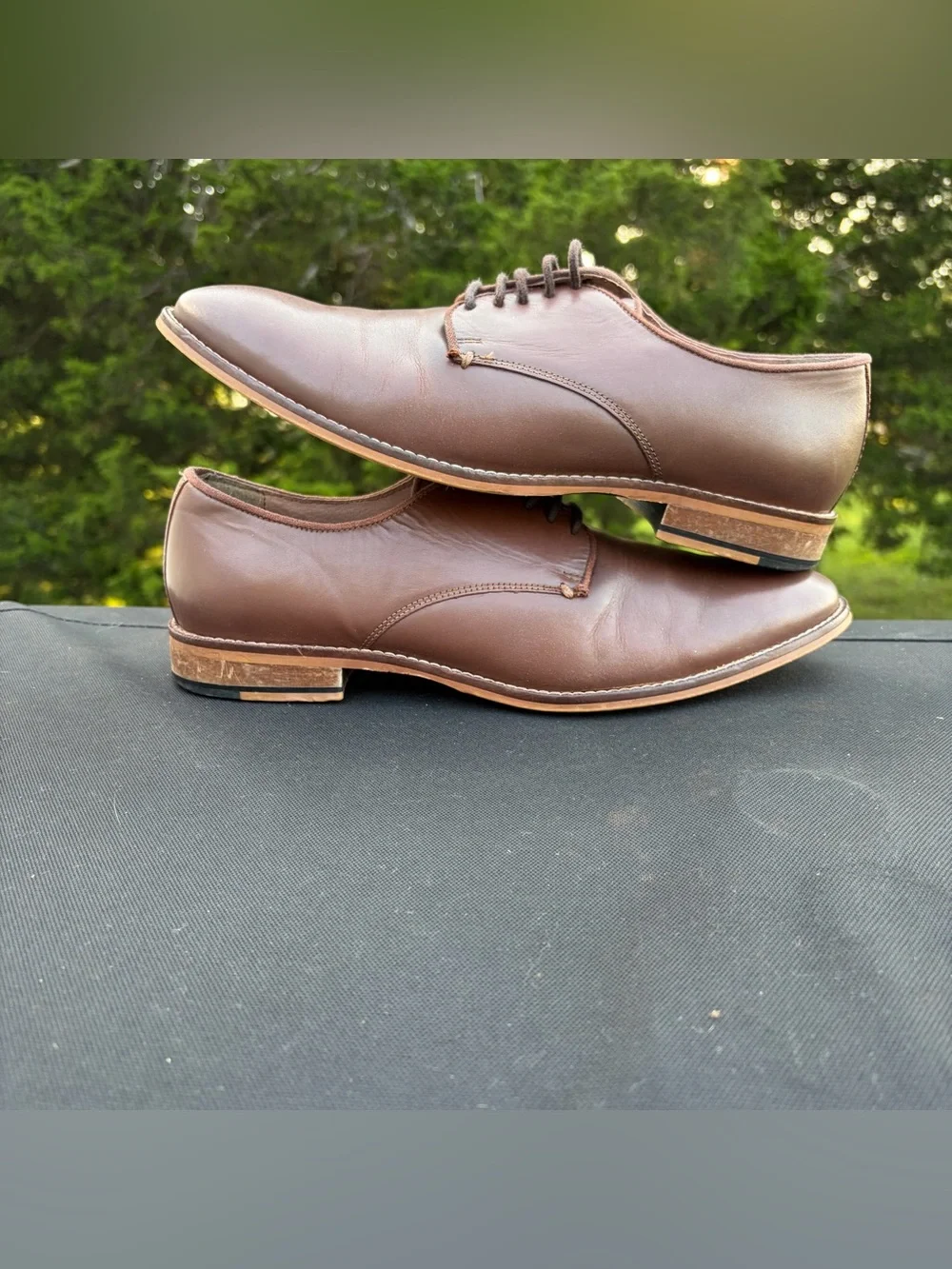 Banana Republic Brown Leather Plain Toe lace up Derby Oxfords Sz 9 minimalist